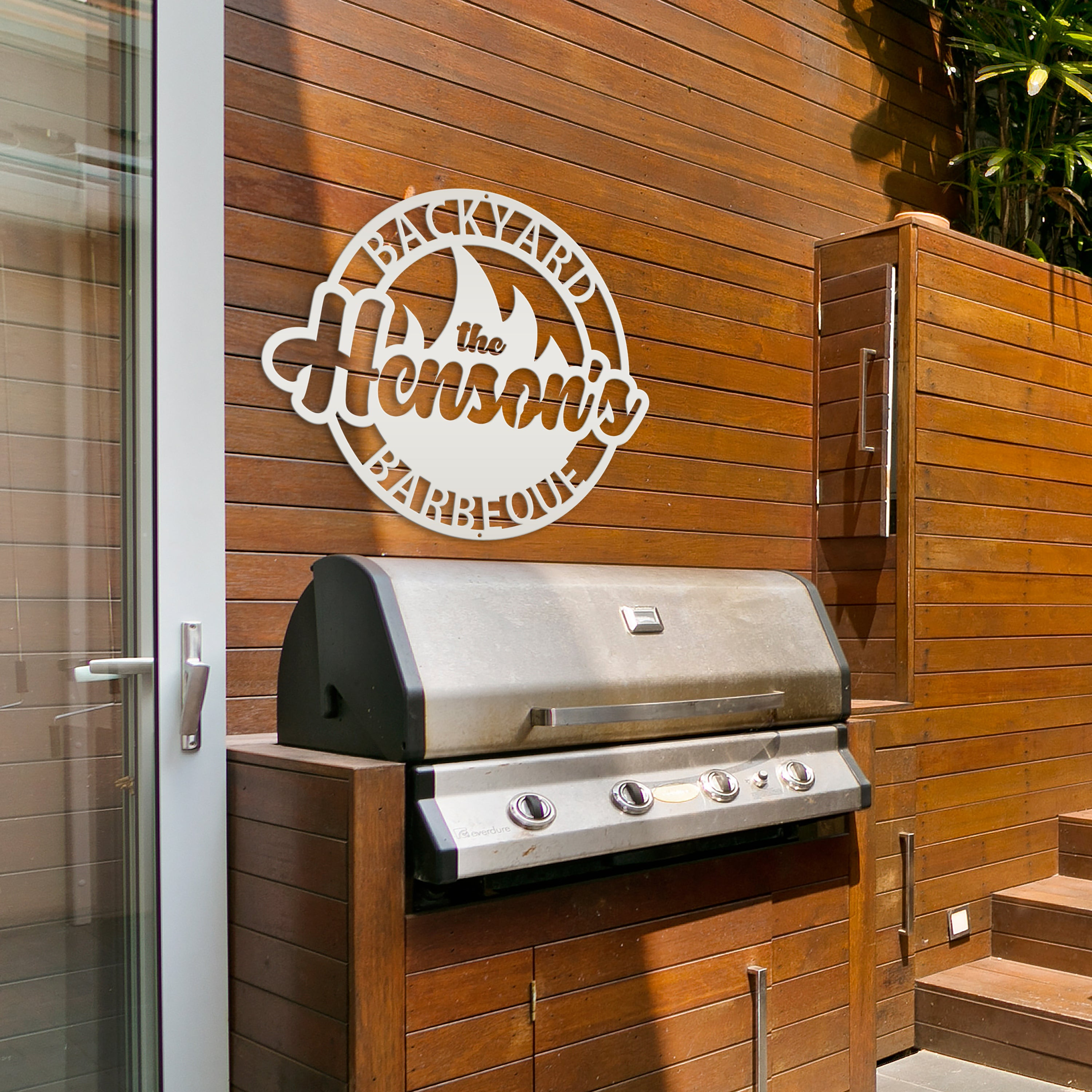 backyard-barbeque-round-with-fla